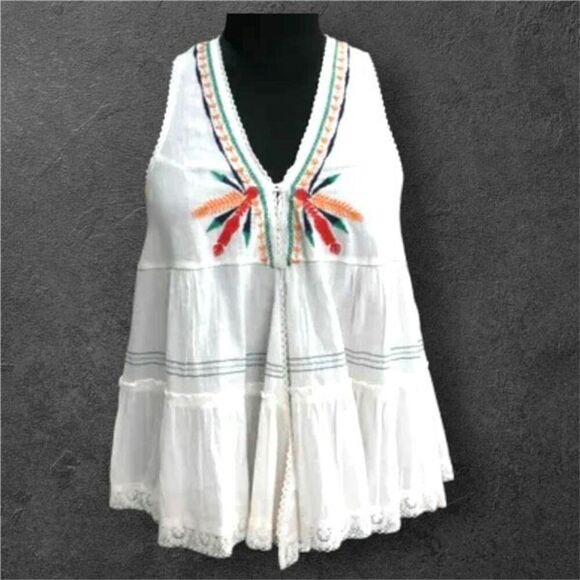 Vanilla Star Bohemian split Button Front Embroidered top Gauzy Small sleeveless - Picture 1 of 9